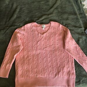 Beautiful coral St. John’s Bay v-neck.